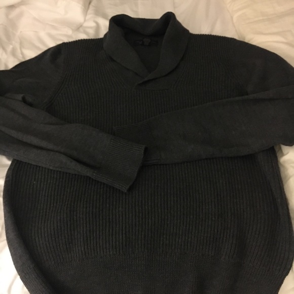 **HP**Bloomingdales Men’s Store 100% Soft Merino wool